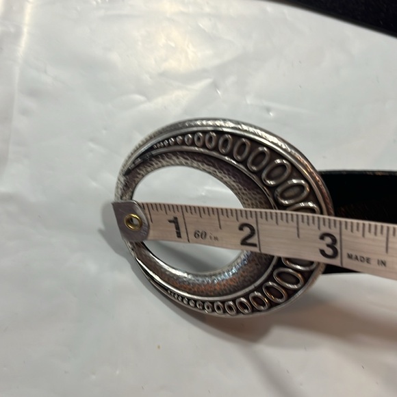 Coldwater Creek WITCH Round moon HOOK belt black leather Silver Buckle 42” large - Picture 3 of 14